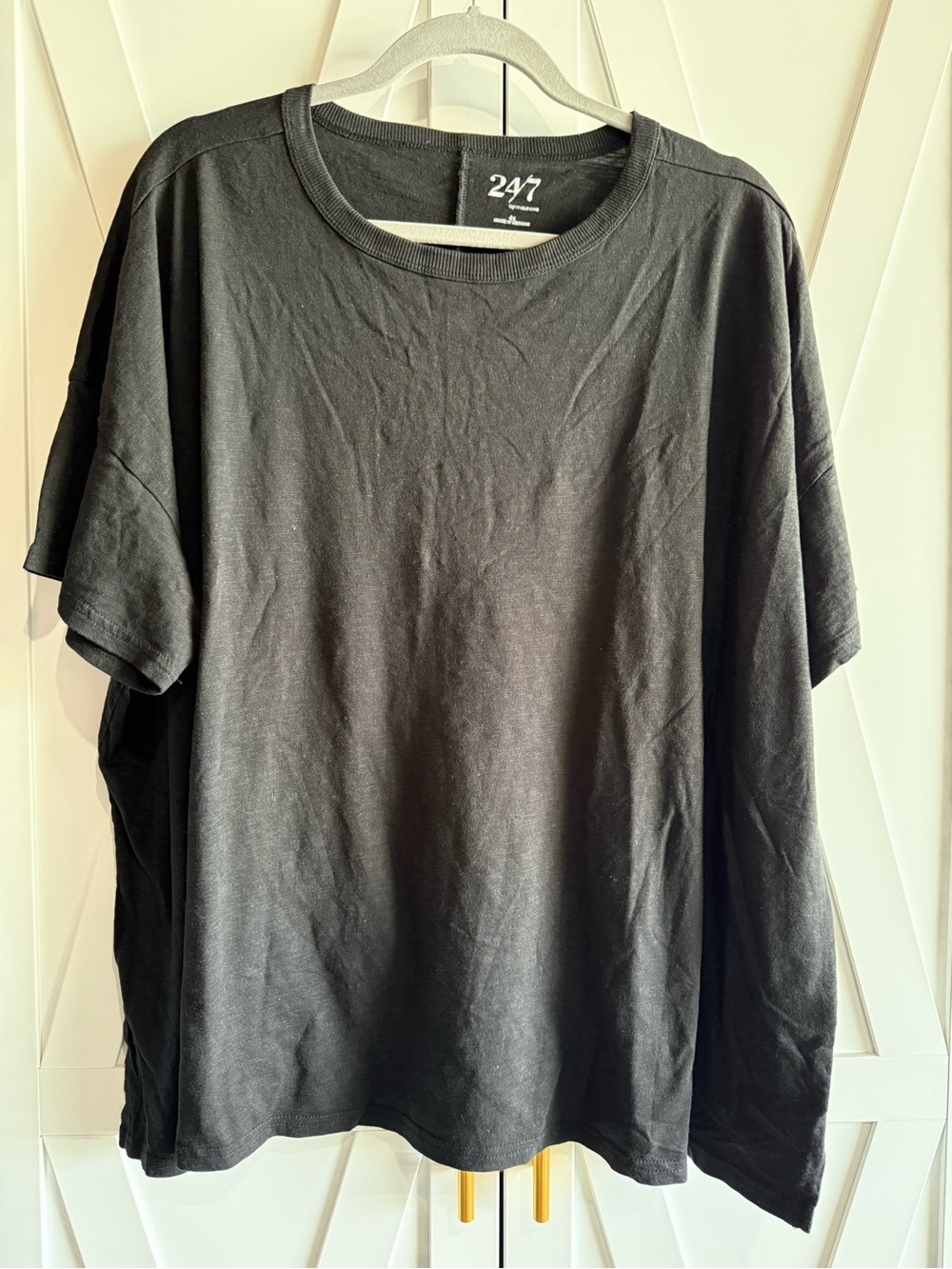 Maurices Black Short Sleeve Crew Neck Tee